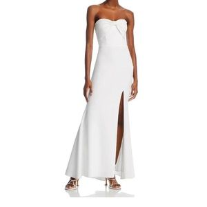 AQUA Women’s White Scuba Strapless Bow Front Gown, SIZE 4